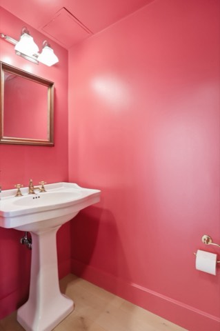 Powder room