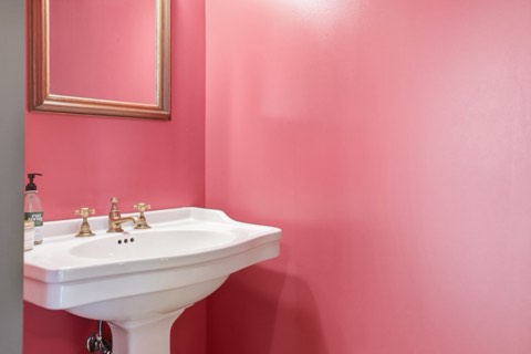 Powder room